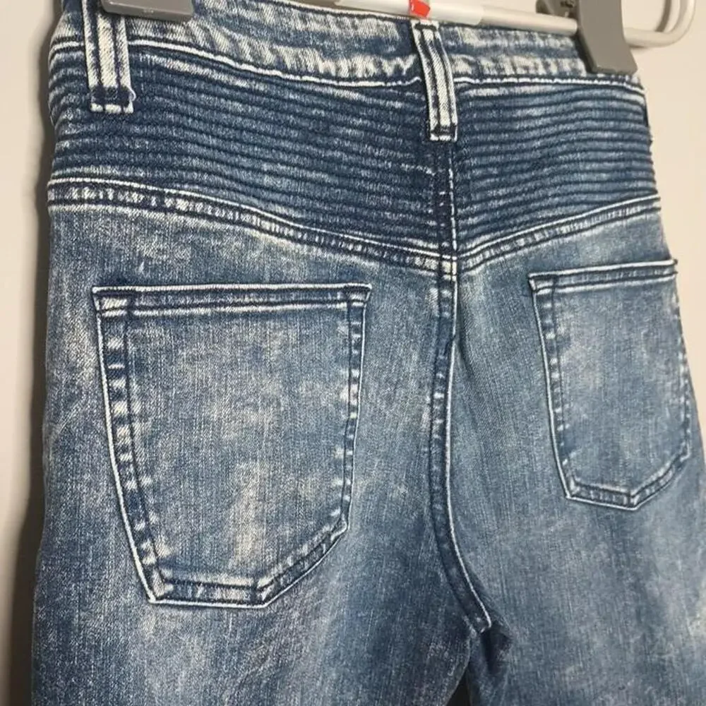No Boundaries blue denim jeans